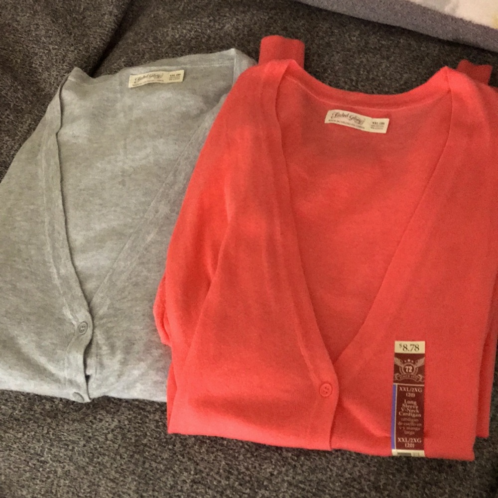 Cardigans (2) - Picture 1 of 4